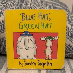 🏖️2/$5🏖️Blue Hat,  Green Hat board Book